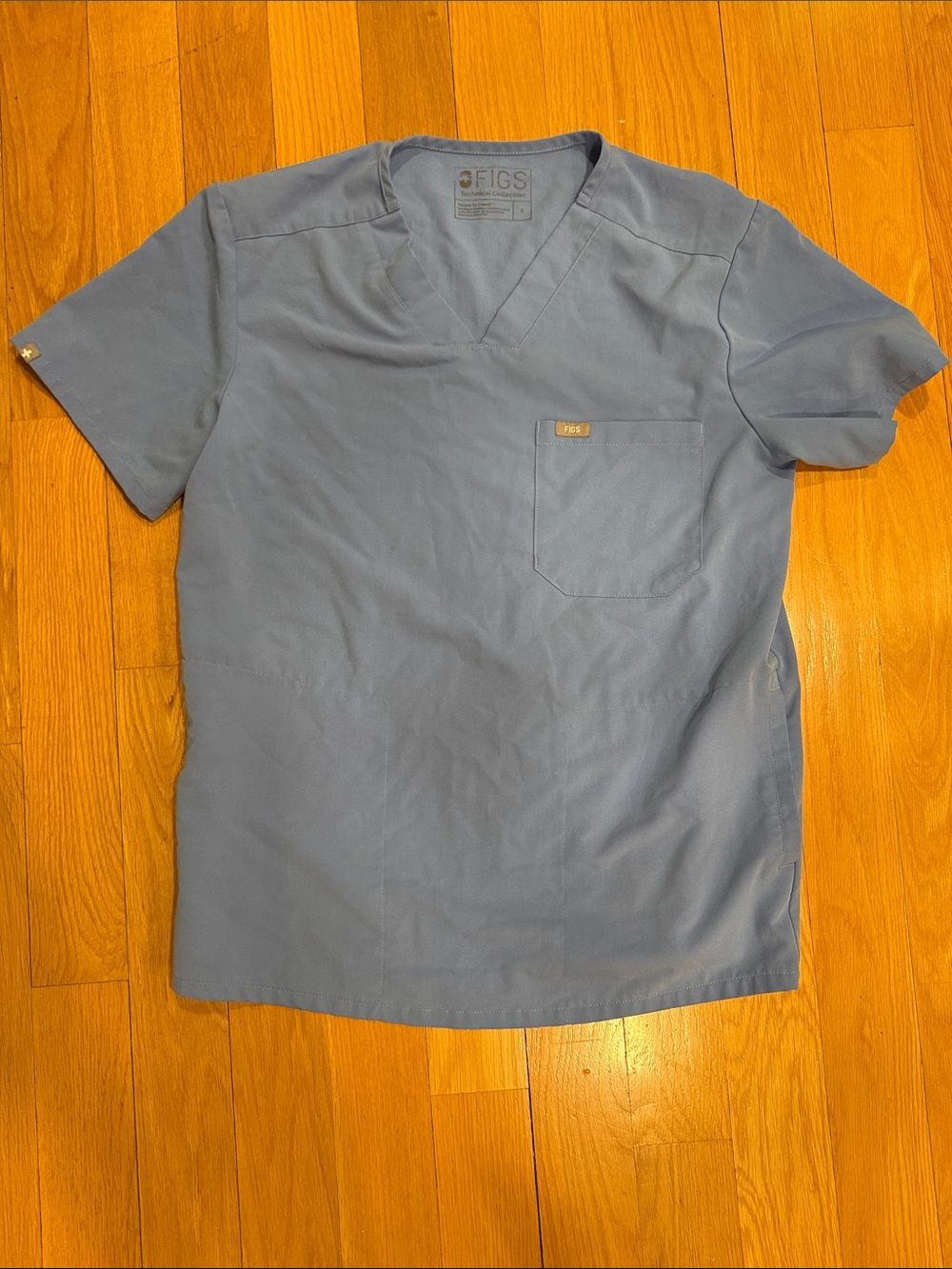 FIGS Women Sky Blue V-Neck Scrub Top